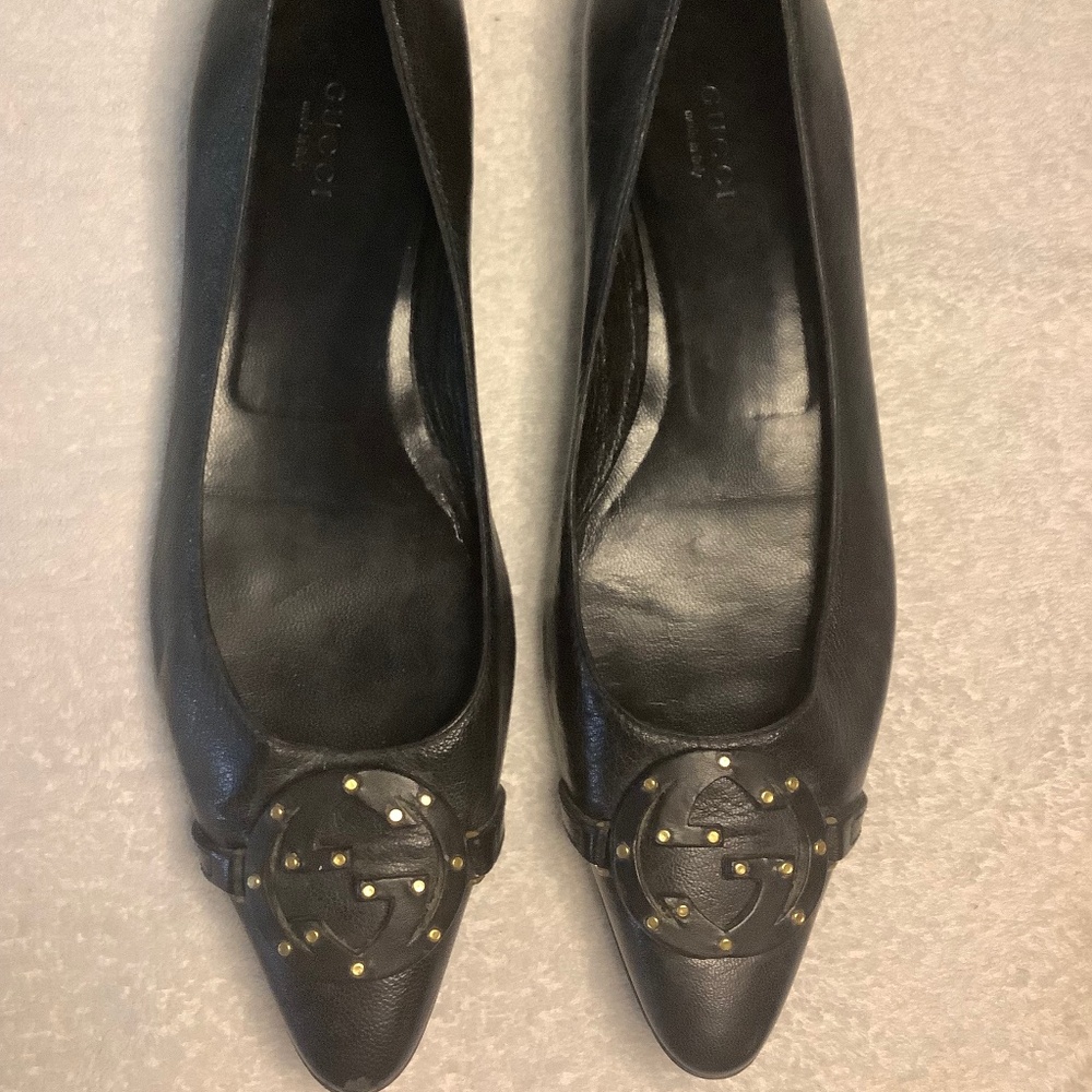 Gucci leather flats 8.5B